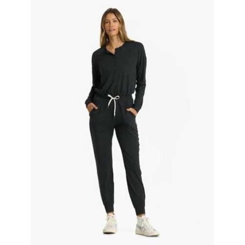 Vuori Womens Performance Henley Jumper Black VW478 Long Sleeve Jumpsuit L